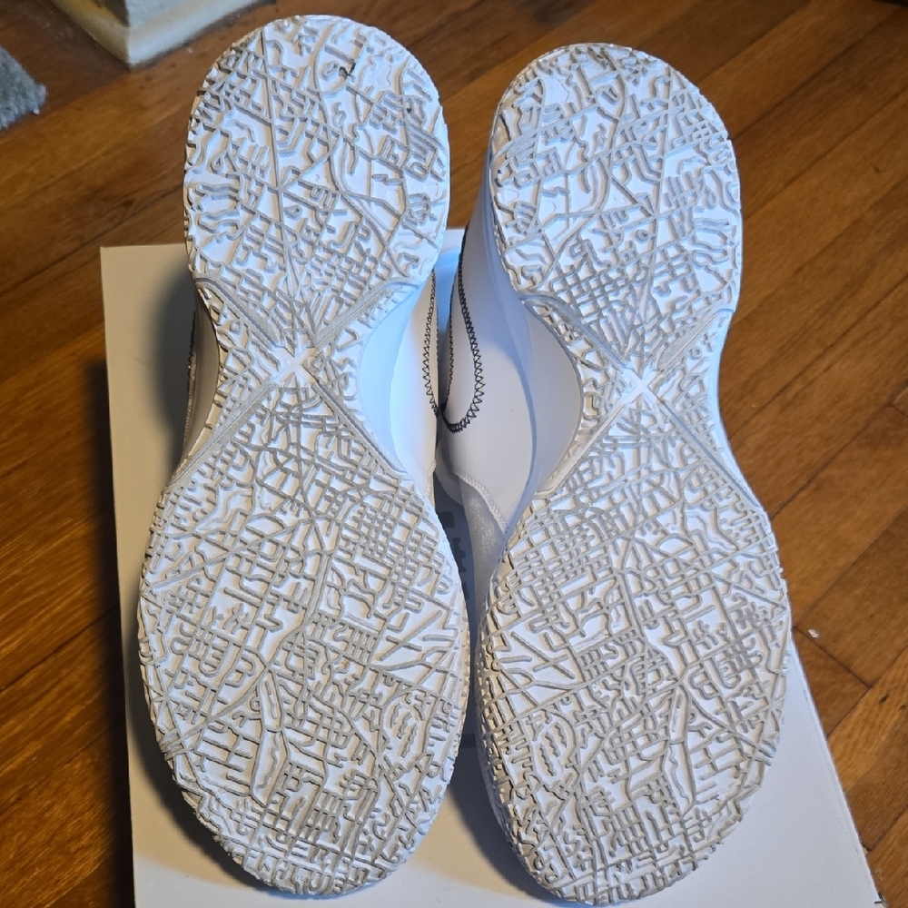 Zoom Lebron Nxxt Gen Sneakers - Picture 7 of 7